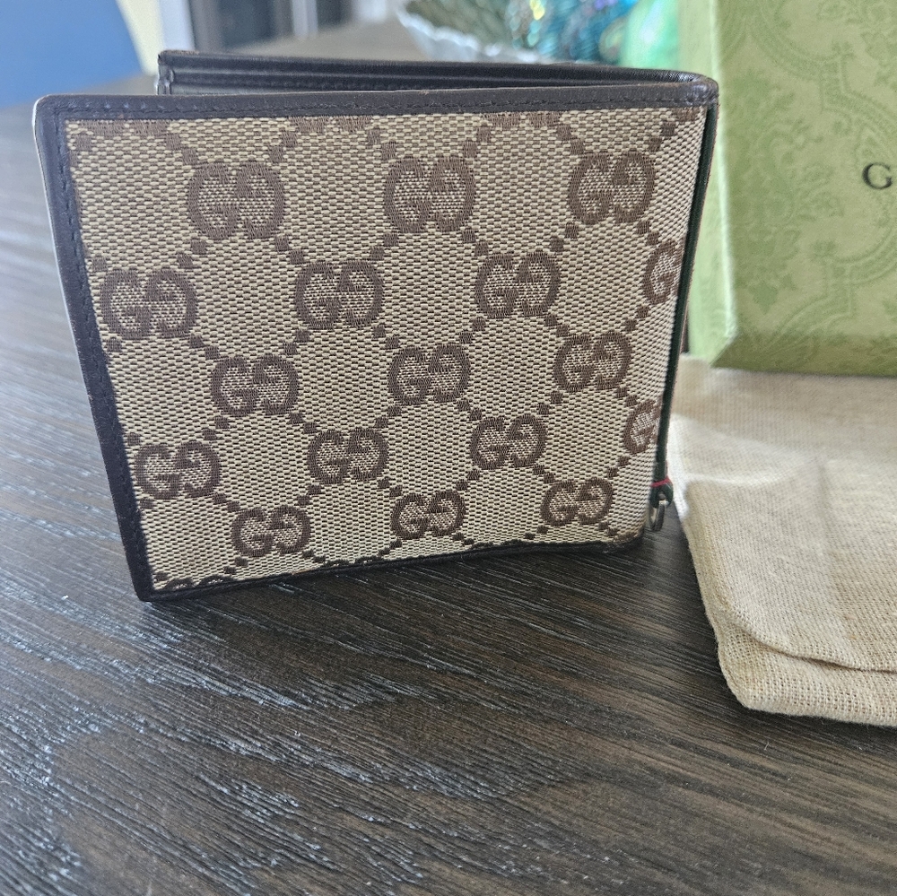 Gucci Sherry Line Bifold Wallet - Picture 7 of 8